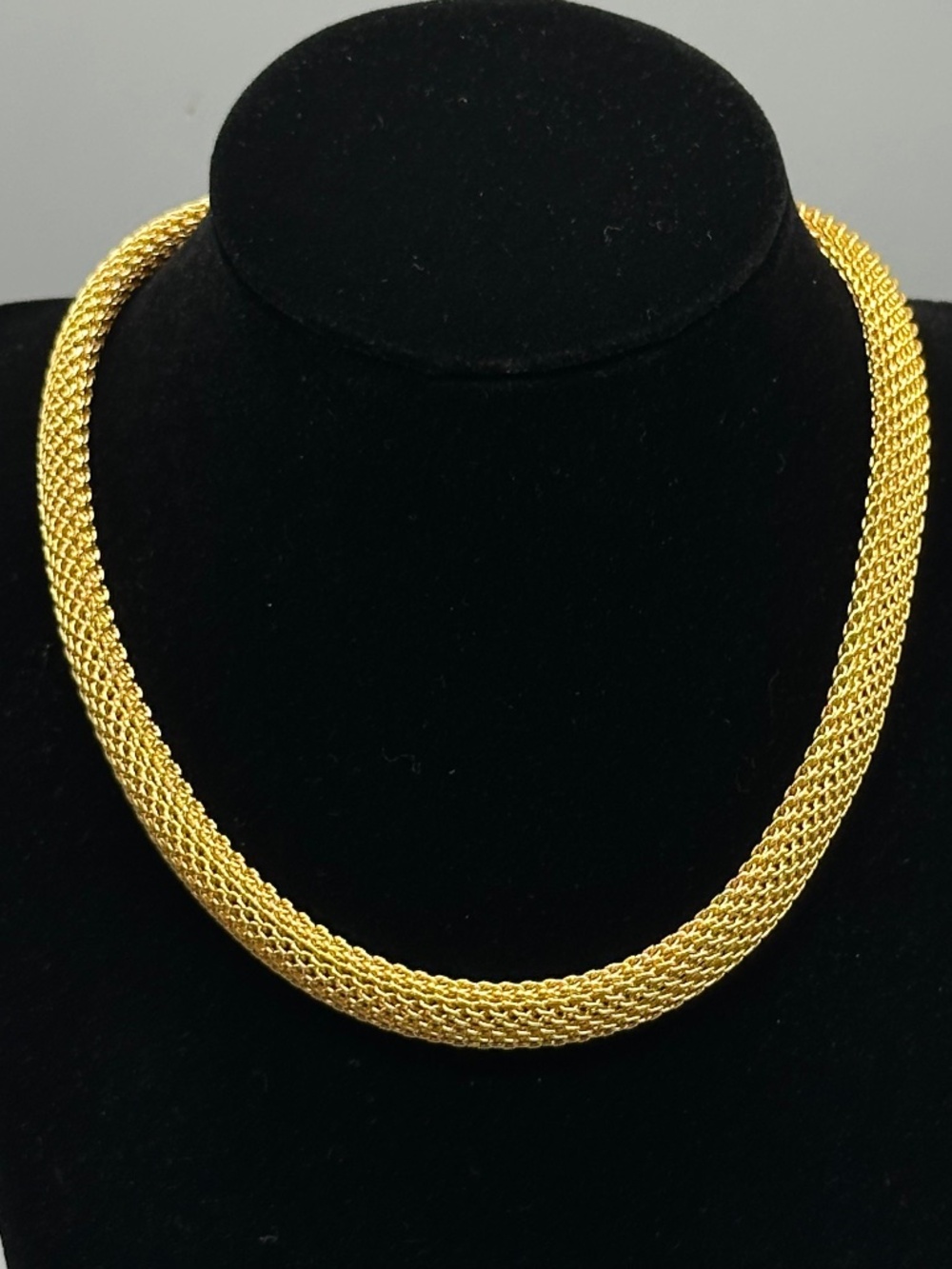 Vintage Goldette N.Y. Gold Tone Mesh Choker 15" City Modernist Urban